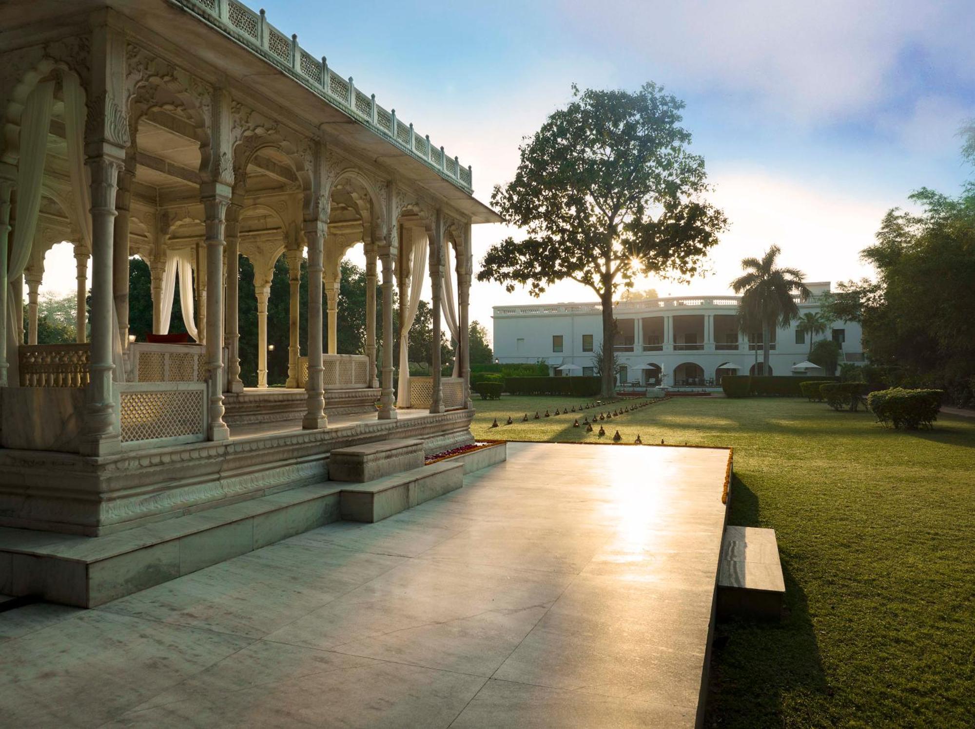 Taj Nadesar Palace Варанасі Екстер'єр фото