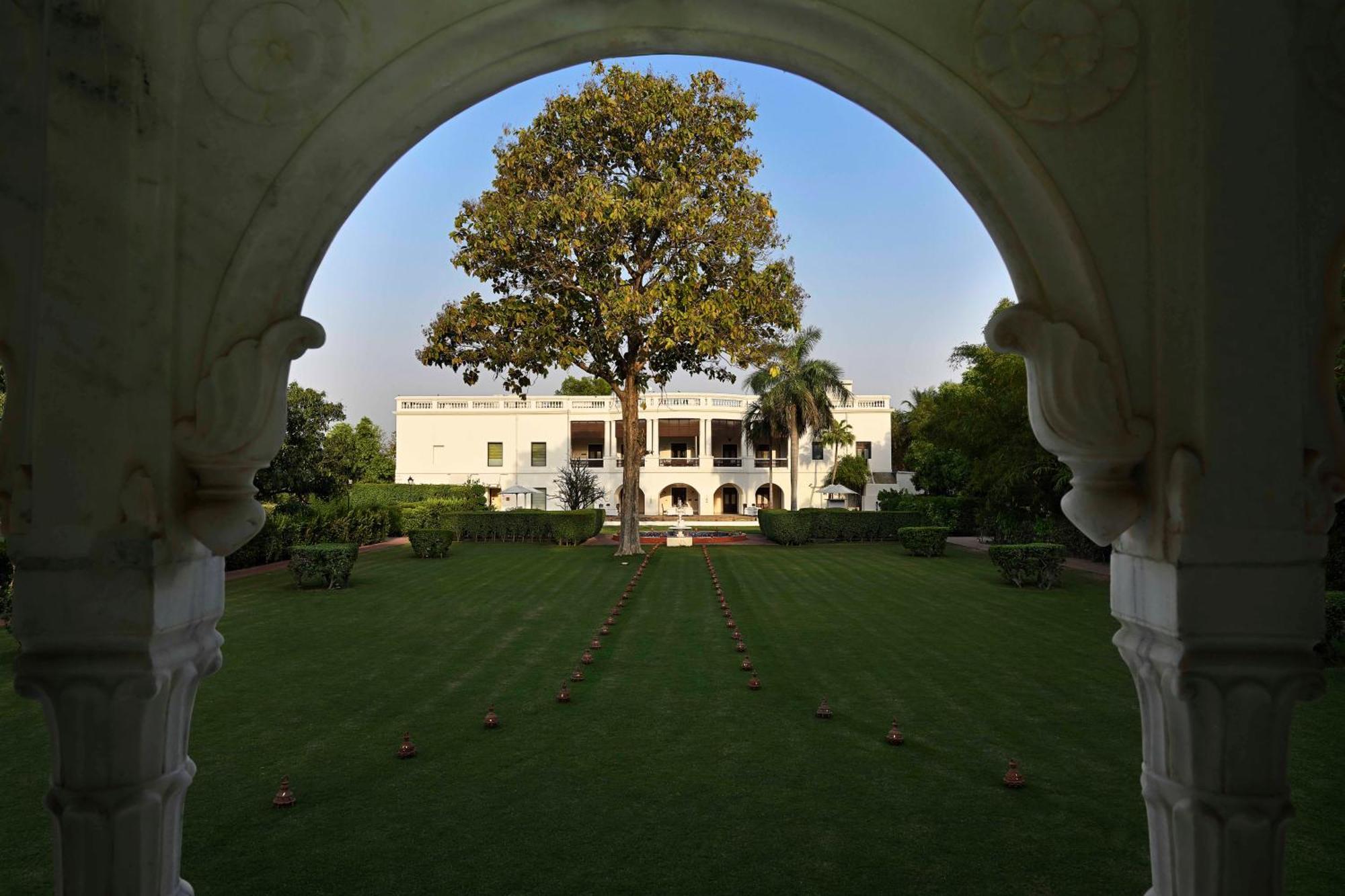 Taj Nadesar Palace Варанасі Екстер'єр фото